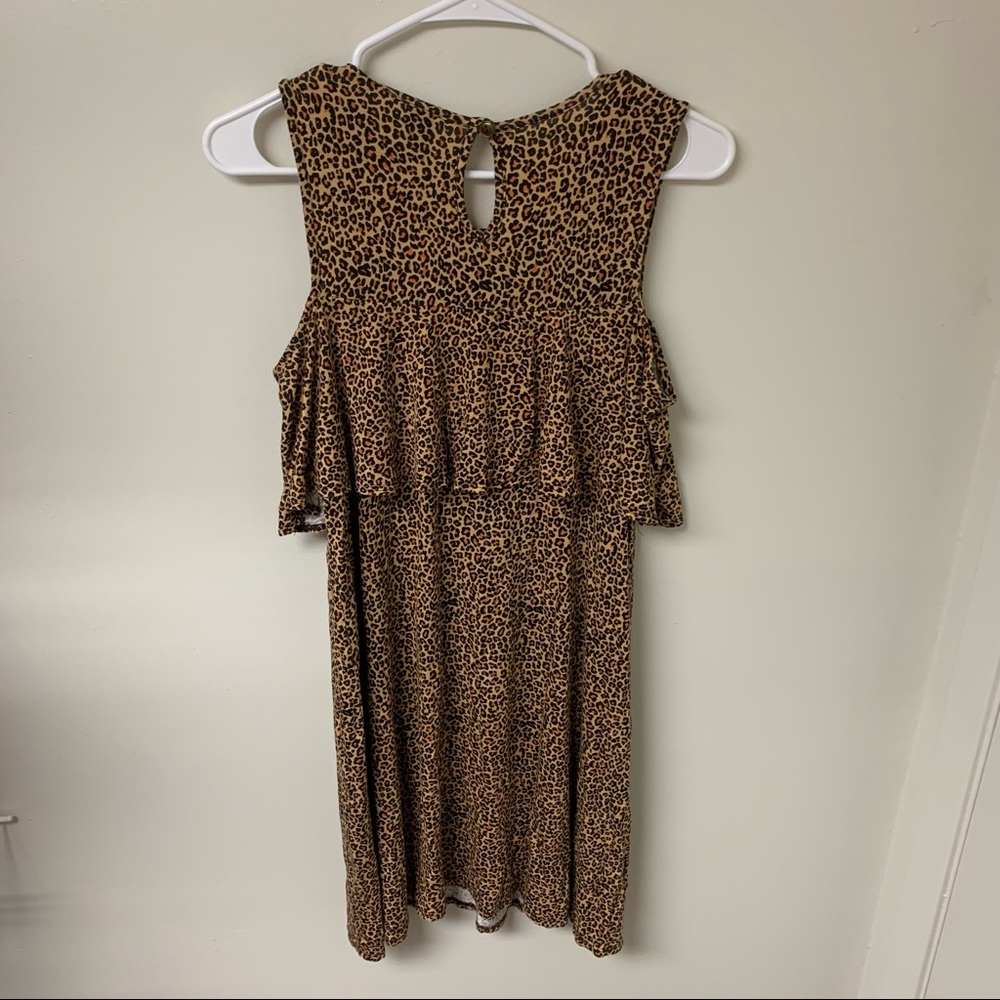 Agnes & Dora Cheetah Print Ruffle Cold Shoulder Dress Size Medium - Picture 7 of 7